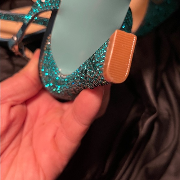 Betsy Johnson Crystal Emerald Green Elegant Teal High Heel Sandals- 3inch heels - Picture 7 of 7